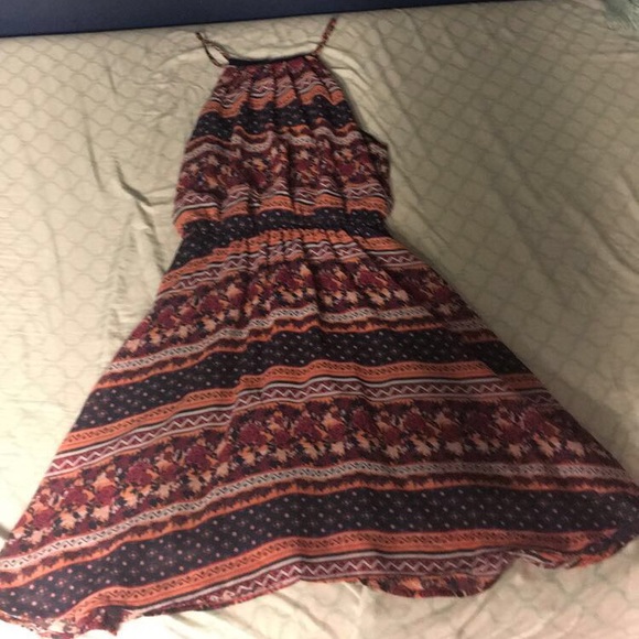 Dress🚨🔜🚨 - Picture 2 of 5